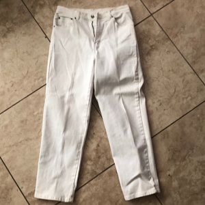 Style & Co white 8p pants